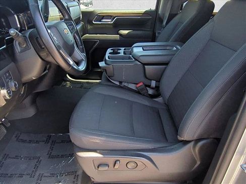 Certified 2025 Chevrolet Silverado 1500 LT RWD image 16