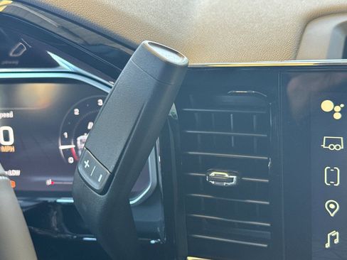 New 2026 GMC Sierra 2500 SLT w/ SLT Premium Package AWD/4WD image 24