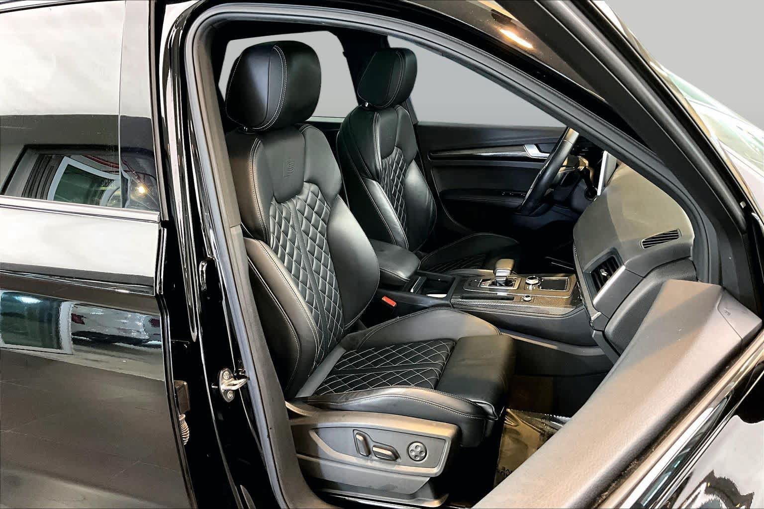 Used 2019 Audi SQ5 Premium Plus w/ Premium Plus Package AWD/4WD image 9