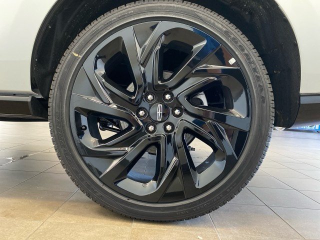 New 2027 Lincoln Navigator Black Label AWD/4WD image 29