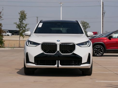 New 2026 BMW X3 xDrive30i w/ M Sport Package AWD/4WD image 2