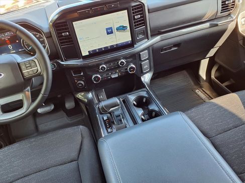 Used 2022 Ford F150 XLT w/ Equipment Group 302A High image 10