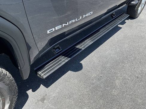 Used 2021 GMC Sierra 2500 Denali w/ Denali Ultimate Package AWD/4WD image 44