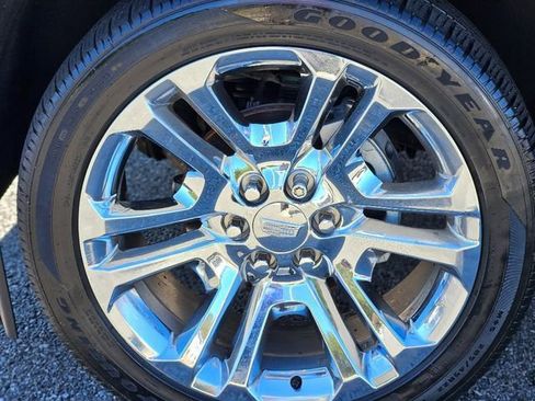 Used 2017 Cadillac Escalade Luxury image 10