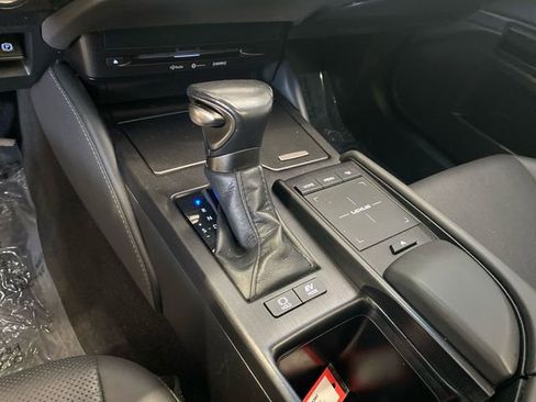 Used 2022 Lexus ES 300h w/ Accessory Package 2 image 20