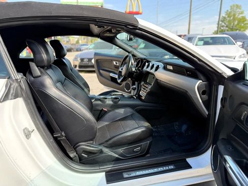 Used 2016 Ford Mustang Premium RWD image 35