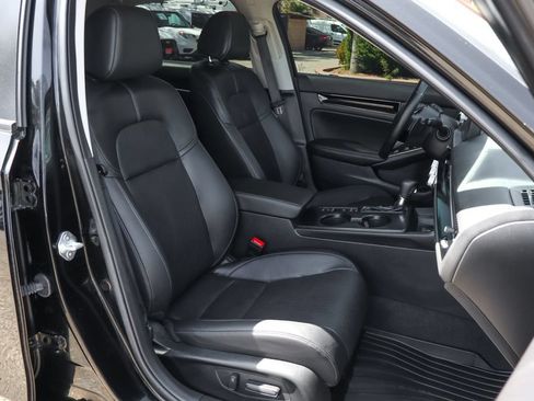 Used 2023 Honda Civic Touring image 44