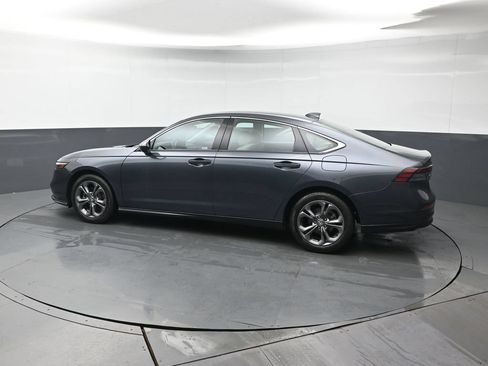 Used 2023 Honda Accord EX image 3