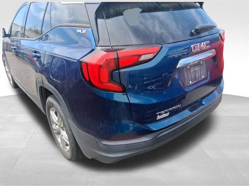 Used 2020 GMC Terrain SLE FWD image 9