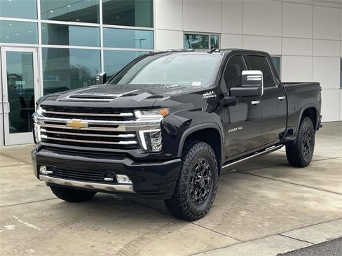 Used 2023 Chevrolet Silverado 2500 High Country w/ Z71 Off-Road Package image 2