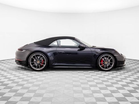 Certified 2022 Porsche 911 Carrera 4S AWD/4WD image 8
