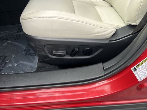 Used 2024 MAZDA CX-30 AWD 2.5 S w/ Premium Package image 14