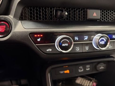 Certified 2024 Honda CR-V EX image 25