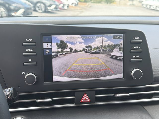 New 2026 Hyundai Elantra Hybrid FWD image 31