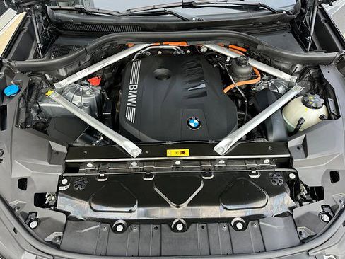 Certified 2024 BMW X5 xDrive50e w/ Premium Package image 13
