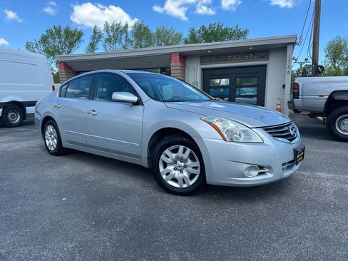 Used 2012 Nissan Altima 2.5 S image 1