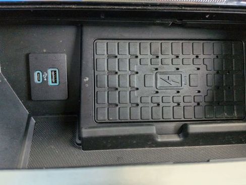 Certified 2023 Ford F150 Platinum w/ Equipment Group 701A High image 25