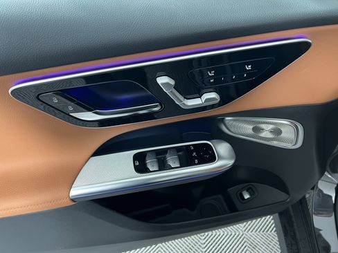 New 2026 Mercedes-Benz GLC 300 4MATIC image 19