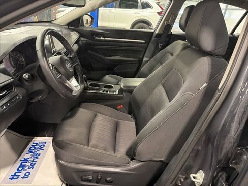 Used 2019 Nissan Altima 2.5 SV image 8