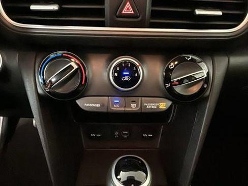 Used 2018 Hyundai Kona SEL FWD image 22