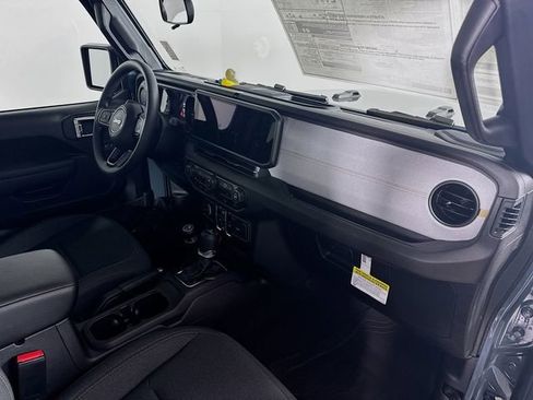 New 2026 Jeep Wrangler Unlimited Sport image 30