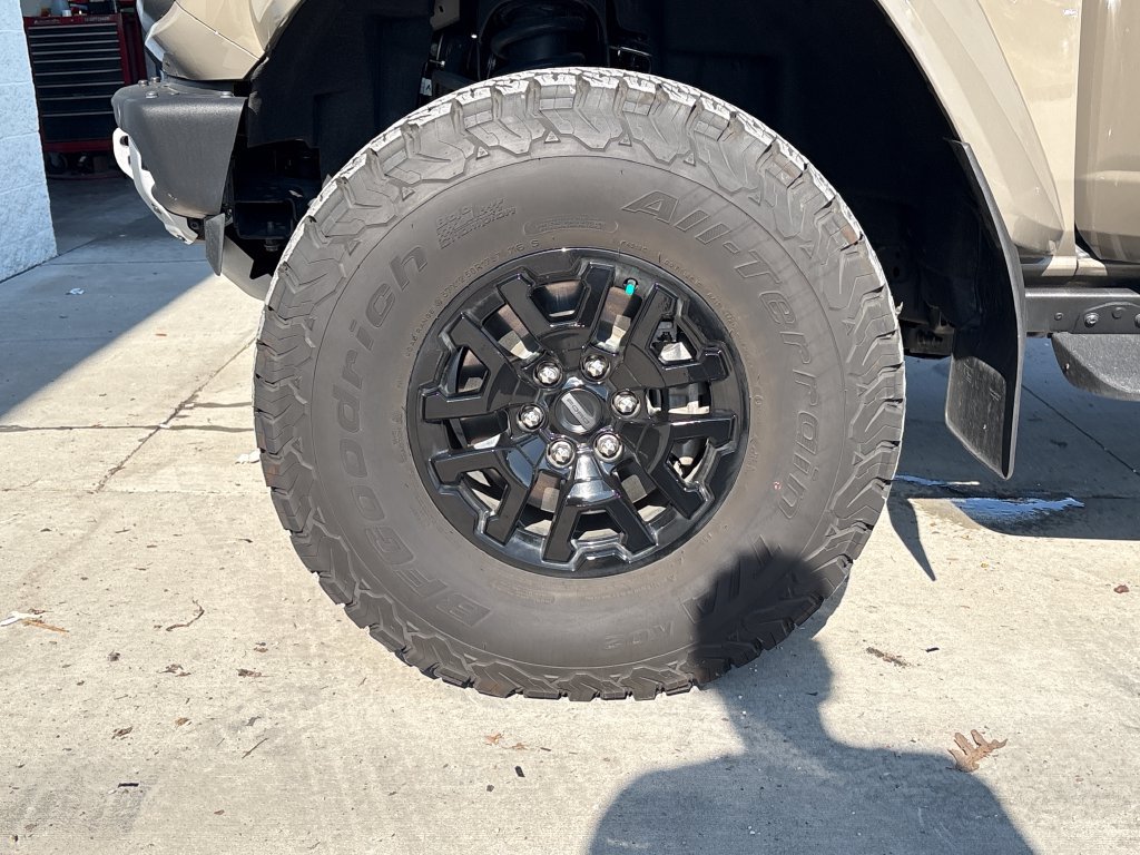 Used 2025 Ford Bronco Raptor w/ Interior Carbon Fiber Pack AWD/4WD image 36