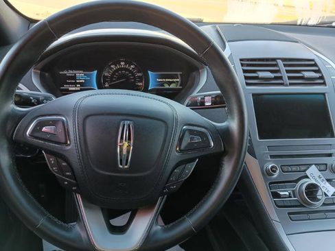 Used 2017 Lincoln MKZ Premiere image 10