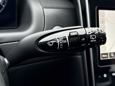 Used 2024 Hyundai Tucson Limited image 11