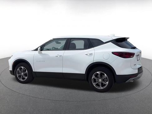 Used 2025 Chevrolet Blazer LT FWD image 10