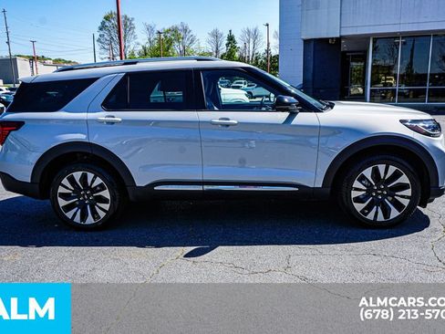 Used 2025 Ford Explorer Platinum w/ LUX Leather Package AWD/4WD image 8