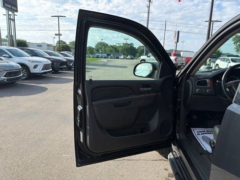 Used 2012 GMC Yukon XL SLT AWD/4WD image 12