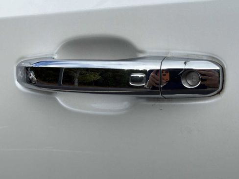 Used 2020 GMC Sierra 1500 SLT w/ SLT Premium Plus Package image 44