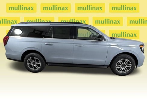 New 2026 Ford Expedition Max Active RWD image 23