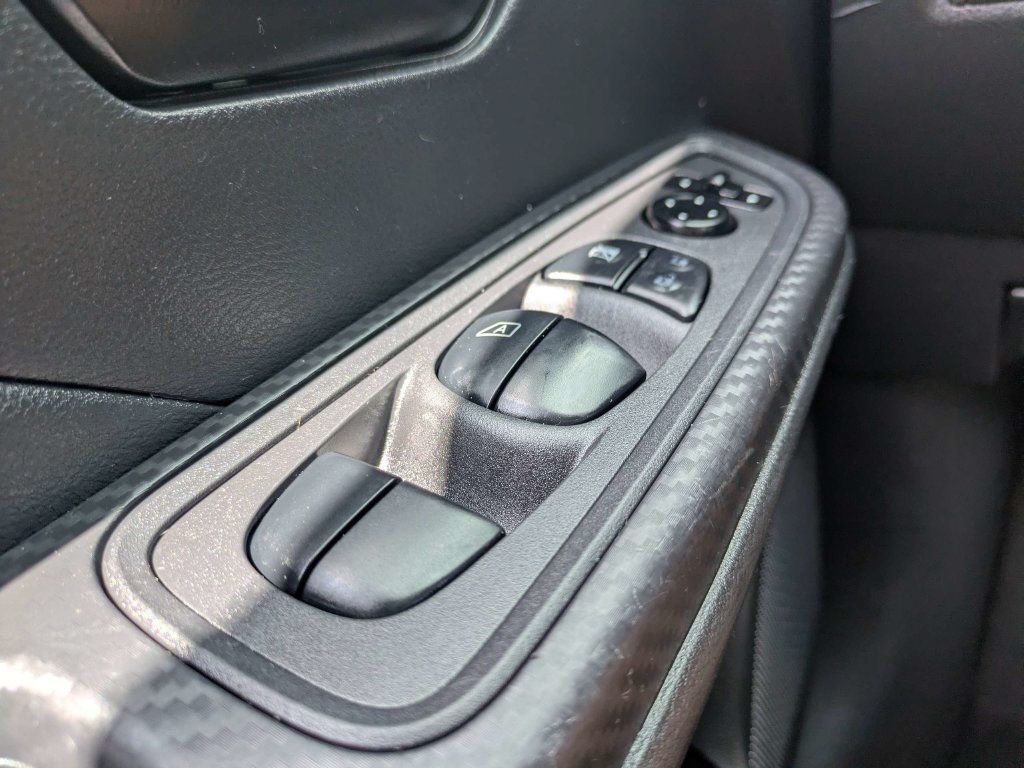 Used 2020 Nissan Versa S FWD image 21