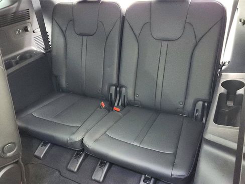 Used 2022 Kia Sorento SX image 32