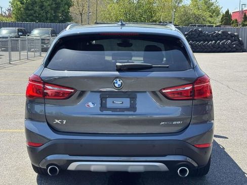 Used 2021 BMW X1 xDrive28i w/ Convenience Package AWD/4WD image 10