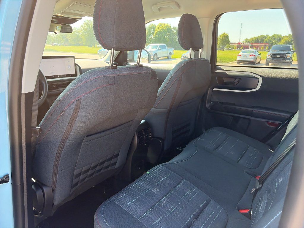 Used 2025 Ford Bronco Sport Heritage AWD/4WD image 27