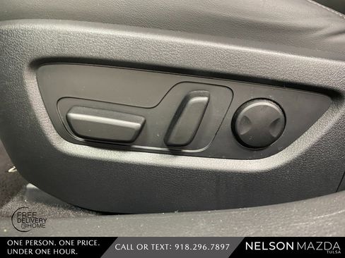 Used 2023 MAZDA CX-30 AWD 2.5 S w/ Preferred Package image 21