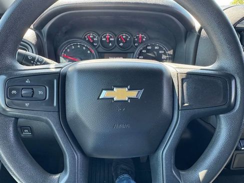 Certified 2022 Chevrolet Silverado 1500 Custom RWD image 23