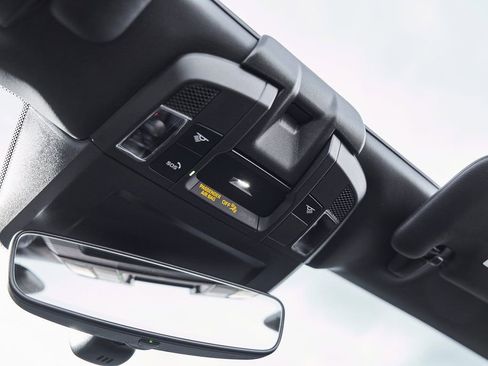 Used 2022 Porsche 911 Turbo S image 81