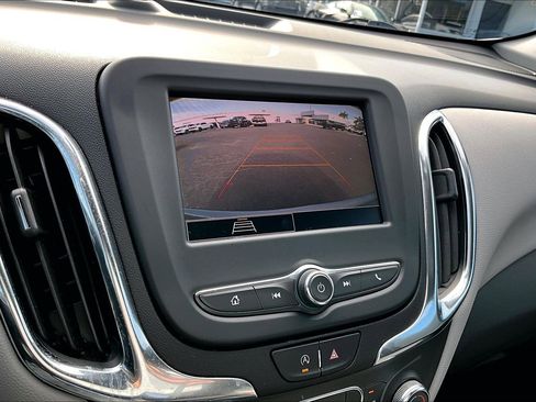 Used 2023 Chevrolet Equinox LS w/ LS Convenience Package FWD image 23