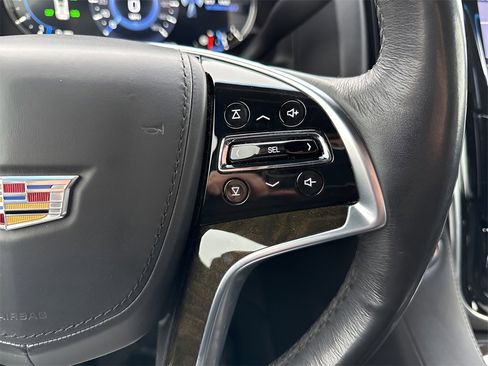 Used 2019 Cadillac Escalade ESV Platinum image 35