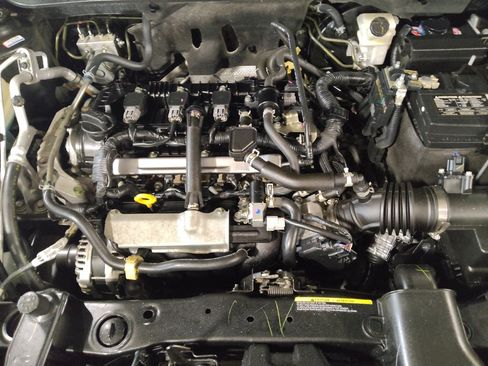 Used 2024 Nissan Kicks S FWD image 30