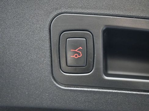 Used 2018 Tesla Model S 75D image 16