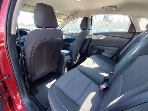 Used 2022 Kia Forte LXS FWD image 30