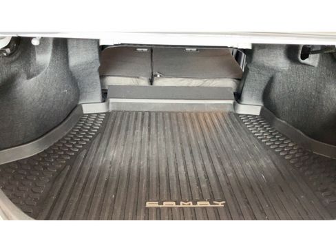 Used 2025 Toyota Camry SE FWD image 34
