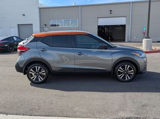 Used 2020 Nissan Kicks SV video 4