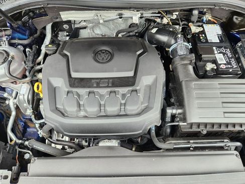 Used 2024 Volkswagen Tiguan SE image 31