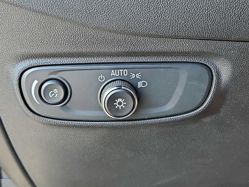 Used 2024 Chevrolet Equinox LT AWD/4WD image 26