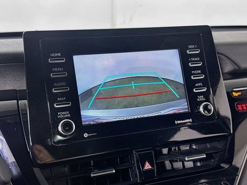Used 2023 Toyota Camry SE FWD image 10